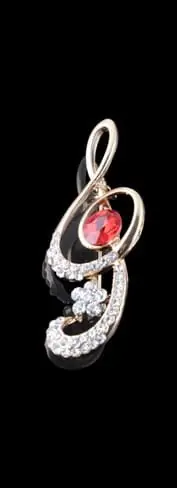 Ruby MG87A Red Broszka klucz wiolinowy